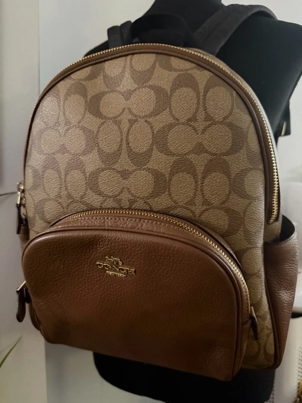 Coach good preloved